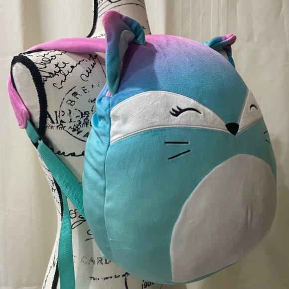 SQUISHMALLOW VICKIE THE FOX BACKPACK KAWAII COLLECTIBLE - Picture 7 of 16